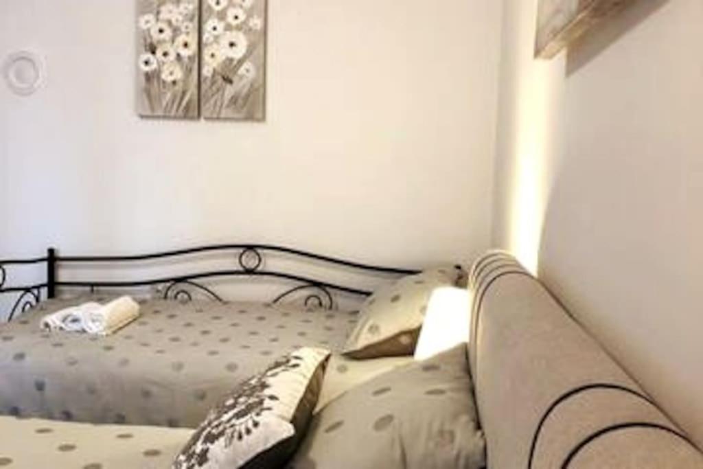 Lijepo Ureden Stan U Centru Grada Daire Knin Dış mekan fotoğraf